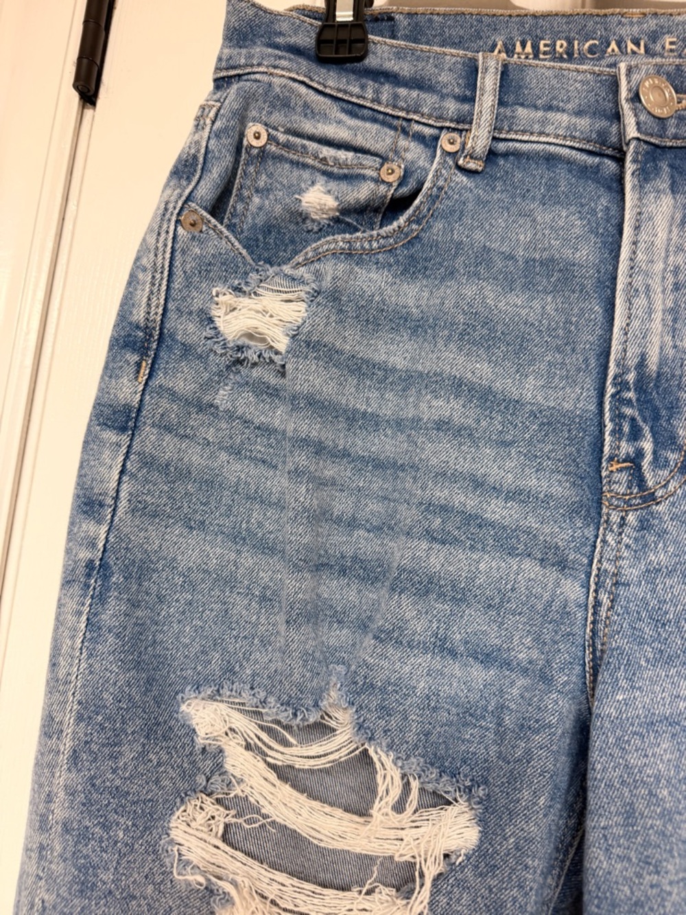 AE Highest Rise 90s Boyfriend Jeans Distressed Light Wash High Rise Baggy - Picture 3 of 12